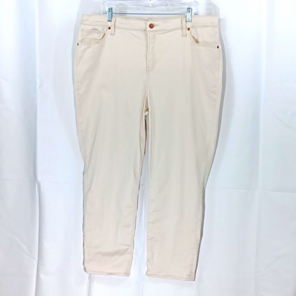 Chico's So Slimming Girlfriend Slim Leg Ankle Pants Women's XL Beige